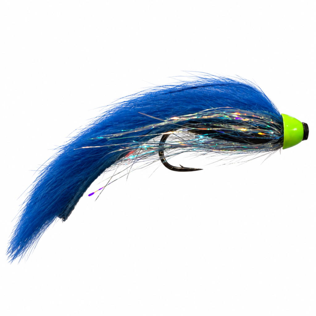Mosca Blue Magic Blue Chartreuse sobre fondo blanco